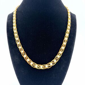 Vintage Avon Faux Pearl Gold Tone Braided Necklace